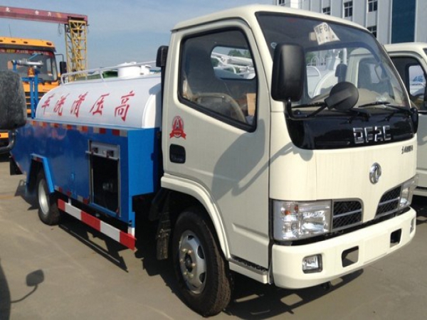 東風(fēng)銳鈴清洗車（4-5）方